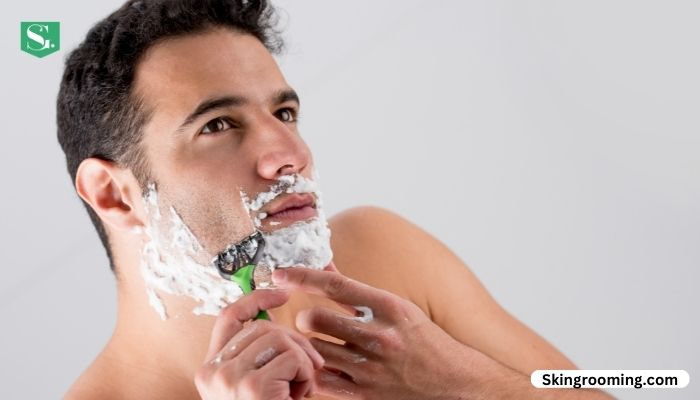 how-to-use-a-safety-razor-on-face